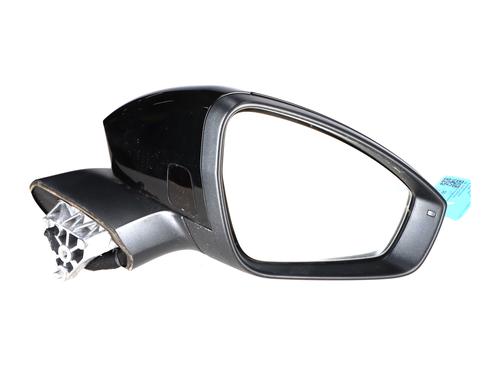 right-mirror-vw-id4-e21-2020-39926831 main image