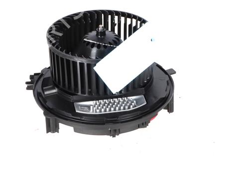 Used Heater blower motor Heater blower motor VW GOLF VIII Variant (CG5, DB5) 1.5 eTSI (150 hp) 35783066 35783066