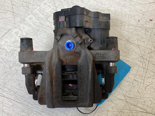 Left rear brake caliper VW GOLF VIII Variant (CG5, DB5) 1.5 eTSI | BP38619330M107 - Image 4