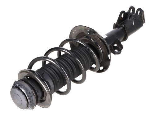 Used Left front shock absorber Left front shock absorber TOYOTA YARIS CROSS (MXP_) 1.5 Hybrid (MXPJ10) (92 hp) 39925332 39925332