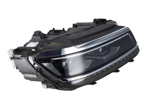 Right headlight VW TIGUAN (AD1, AX1) 1.5 TSI | BP30177289C29