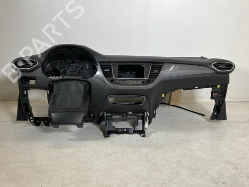 Cruscotto OPEL CROSSLAND X / CROSSLAND (P17, P2QO) 1.5 Turbo D (75) (120 hp) 32084401