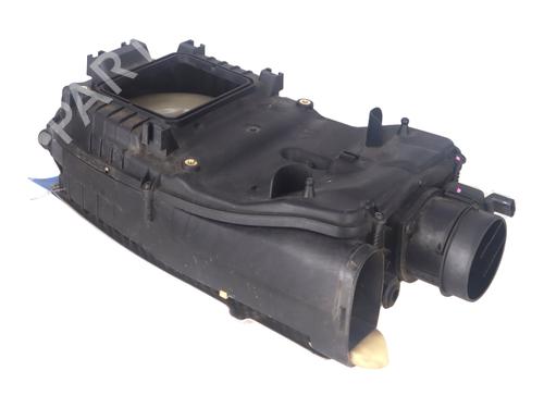 Used Air filter box MERCEDES-BENZ CLS (C218) CLS 250 BlueTEC / d 4-matic (218.397) (204 hp) 27091348