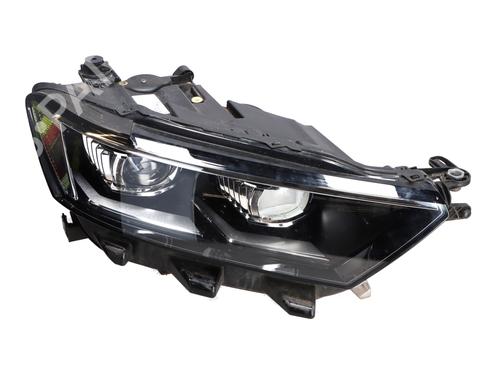 Used Right headlight VW T-ROC (A11, D11) 1.0 TSI (110 hp) 30162187
