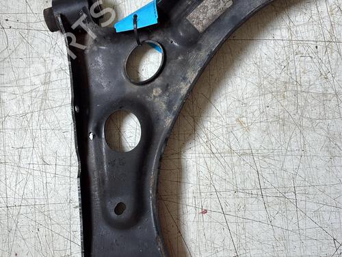 Brazo suspension delantero izquierdo Brazo suspension delantero izquierdo 39486179 39486179