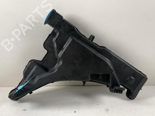 Used Windscreen washer tank Windscreen washer tank 38412207 38412207