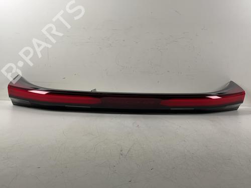 Used Rear center light Rear center light TOYOTA C-HR (_X1_) 1.8 Hybrid (ZYX10_, ZYX11_) (98 hp) 33545798 33545798