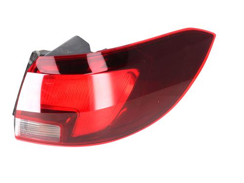 Used Right taillight Right taillight 33328531 33328531