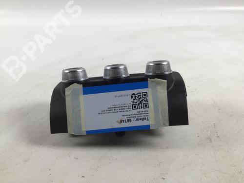Climate control AUDI A1 (8X1, 8XK) 1.4 TDI | BP8153329I5 