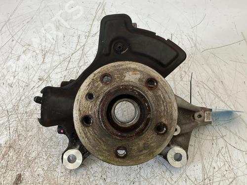Højre Styrespindel Lejehus Højre Styrespindel Lejehus VW MULTIVAN T7 (STM, STN) 1.5 TSi (136 hp) 37454765 37454765