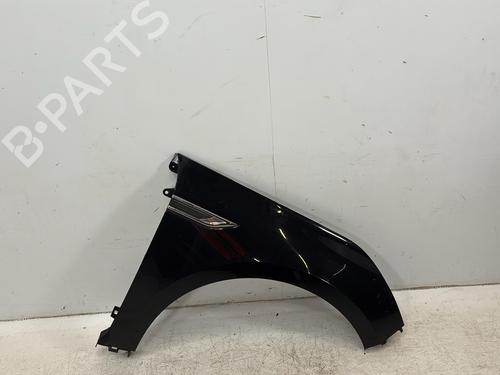 Used Right front fenders Right front fenders 37721105 37721105