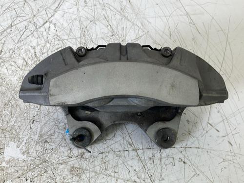 Left front brake caliper TESLA MODEL Y (5YJY) Long Range All-wheel Drive | BP39923324M105 - Image 2