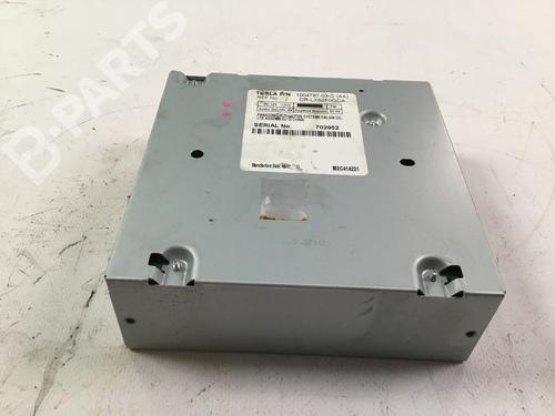Electronic module TESLA MODEL S (5YJS) 85 | BP8272242M83 