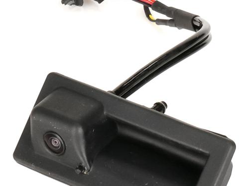 camera-vw-touran-5t1-2015-38701431 main image