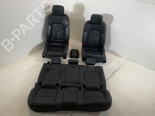 Used Seats set Seats set PORSCHE MACAN (95B) 2.0 (245 hp) 36381522 36381522