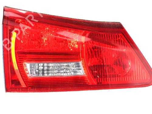 left-tailgate-light-lexus-is-ii-_e2_-2005-2006-2007-2008-2009-2010-2011-2012-2013-37080996 main image