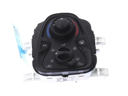 climate-control-toyota-aygo-_b4_-2014-40043547 main image