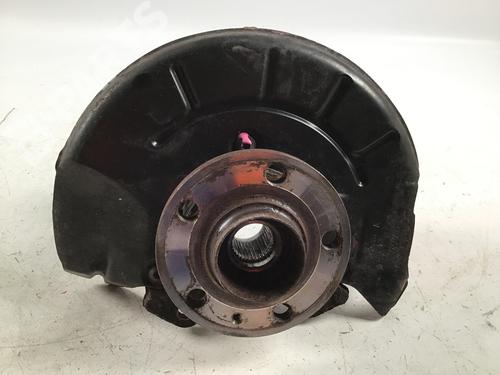 Used Left front steering knuckle Left front steering knuckle VW POLO V (6R1, 6C1) 1.6 TDI (105 hp) 10406251 10406251