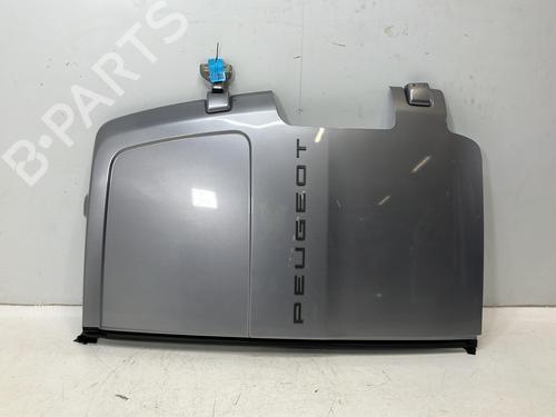 right-tailgate-peugeot-expert-van-v_-2016-39924818 main image