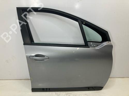 Dør højre fortil PEUGEOT 2008 I (CU_) 1.2 VTi (82 hp) 26166573