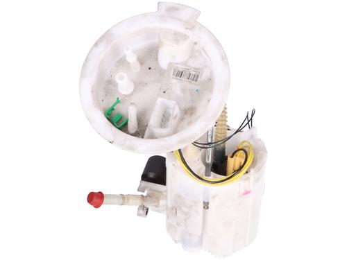 Used Fuel pump BMW 3 (F30, F80) 320 d (190 hp) 10618356