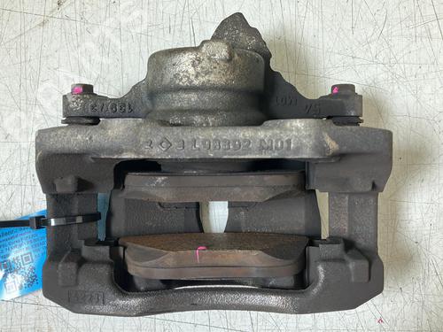 Used Right front brake caliper Right front brake caliper 38566880 38566880