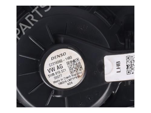 Heater blower motor VW GOLF VIII (CD1, DA1) 1.0 TSI | BP33941595M62 - Image 3