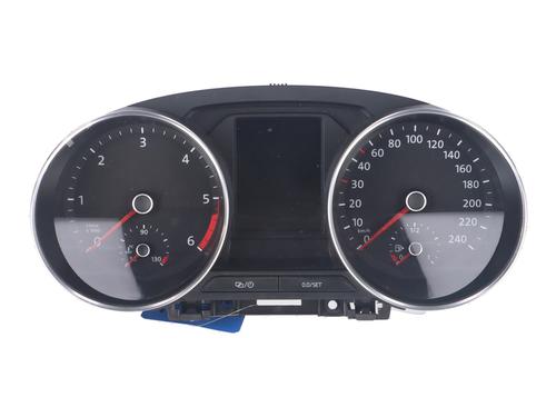 Used Instrument cluster VW POLO V (6R1, 6C1) 1.4 TDI (90 hp) 18160915