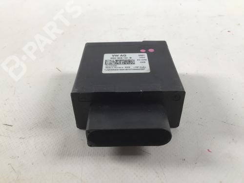 Used Control unit AUDI A3 Limousine (8VS, 8VM) 2.0 TDI (150 hp) 9910437