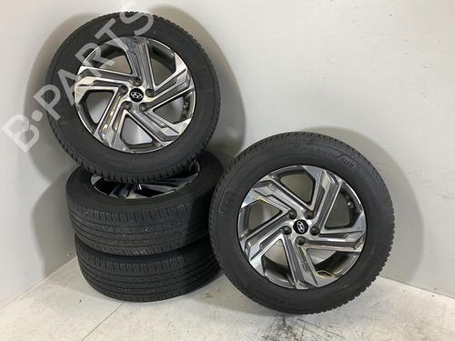 Used Wheel set Wheel set HYUNDAI SANTA FÉ IV (TM, TMA) 2.5 MPI (180 hp) 39924566 39924566