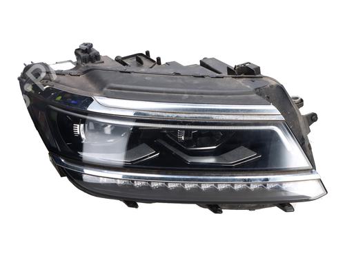 Phare droit VW TIGUAN ALLSPACE (BW2, BJ2) 2.0 TDI (150 hp) 30836498