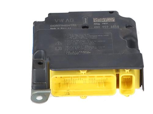 Used ECU airbags AUDI Q8 (4MN, 4MT) 55 TFSI e quattro (381 hp) 32084302