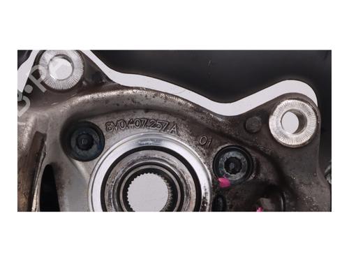 Left front steering knuckle AUDI A3 Sportback (8VA, 8VF) RS3 quattro | BP28096816M25 
