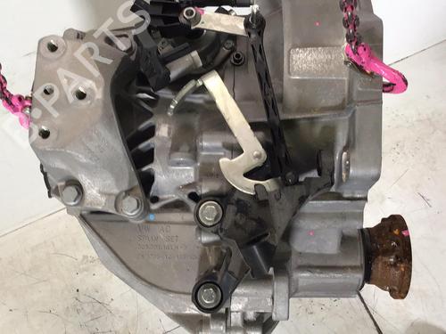 Gearbox VW GOLF VIII (CD1, DA1) 1.5 TSI | BP32425636M3