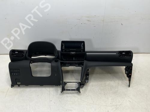 Used Dashboard Dashboard TOYOTA YARIS CROSS (MXP_) 1.5 Hybrid (MXPJ10) (92 hp) 39925309 39925309