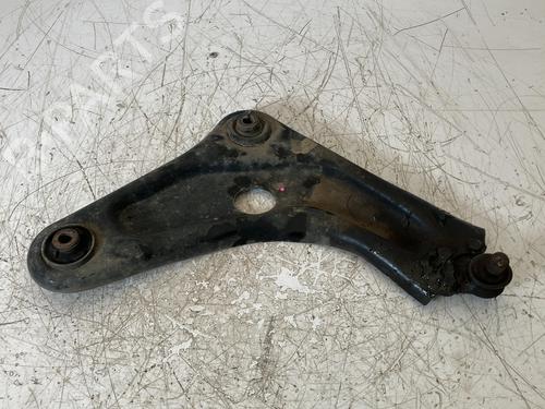 Brazo Suspension delantero derecho Brazo Suspension delantero derecho 37817925 37817925