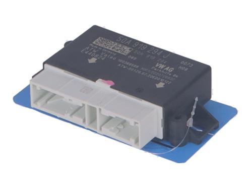 Used Electronic module VW POLO VI (AW1, BZ1, AE1) 1.0 TSI (95 hp) 18832655