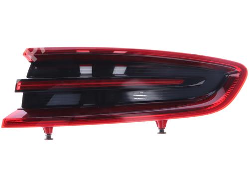 right-taillight-porsche-macan-95b-30-s-diesel-porsche-95b945096d-2014-10703750 main image