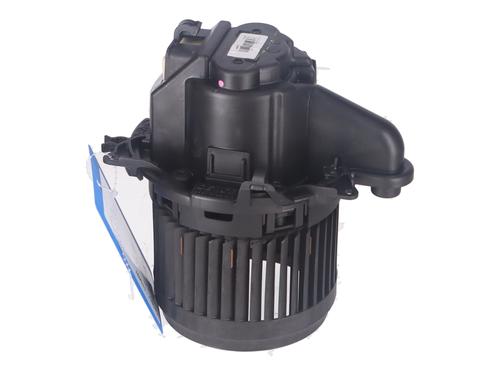 Heater blower motor RENAULT CLIO IV (BH_) 1.5 dCi 90 | BP19699767M62 