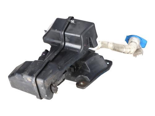 Used Windscreen washer tank Windscreen washer tank VW GOLF VII Variant (BA5, BV5) 1.6 TDI (105 hp) 33328348 33328348