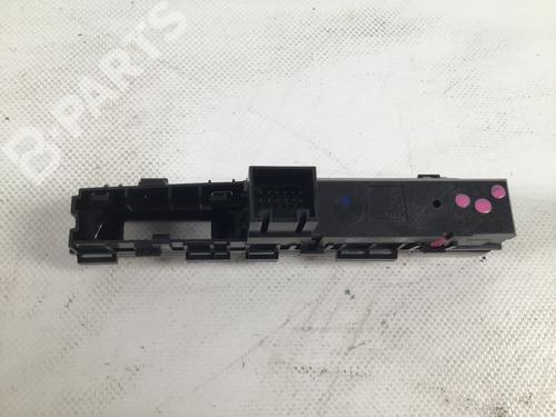 Warning switch AUDI A8 D4 (4H2, 4H8, 4HC, 4HL) 3.0 TDI quattro | BP8148950I22 