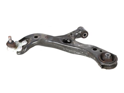 Used Left front suspension arm Left front suspension arm TOYOTA COROLLA Estate (_E21_) 1.8 Hybrid (ZWE211) (98 hp) 33428981 33428981