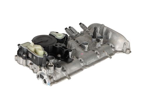 Used Valve cover VW POLO VI (AW1, BZ1, AE1) 2.0 GTI (200 hp) 30543558