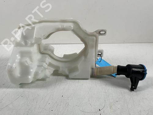 Used Windscreen washer tank Windscreen washer tank 38464320 38464320