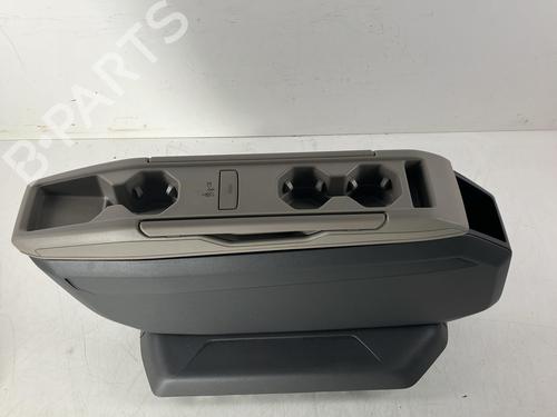 Cup/Object holder VW MULTIVAN T7 (STM, STN) 2.0 TDI | BP33985387I37  - Image 5