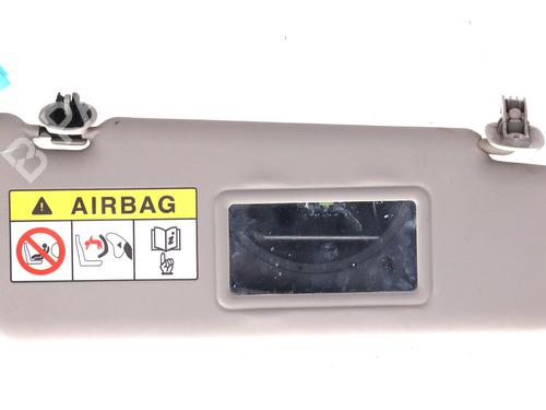 Used Right sun visor Right sun visor 38272479 38272479