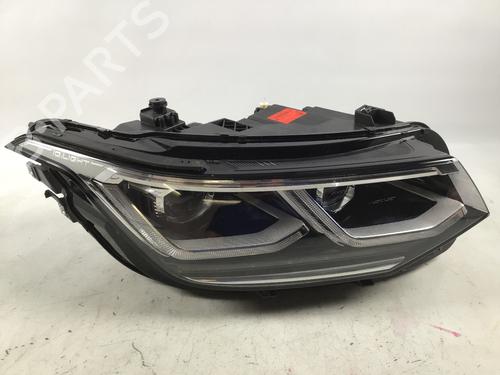 Højre forlygte Højre forlygte VW TIGUAN (AD1, AX1) 2.0 TSI 4motion (245 hp) 33608419 33608419