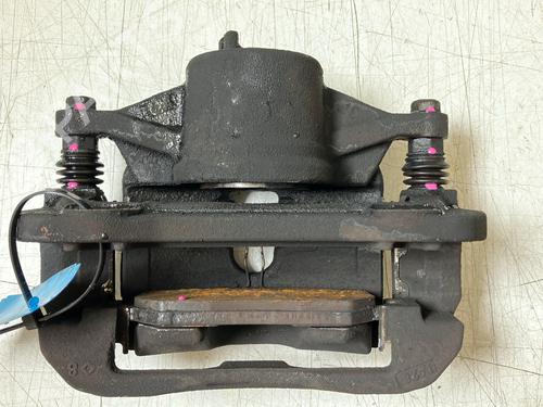 Used Right front brake caliper Right front brake caliper 38600603 38600603