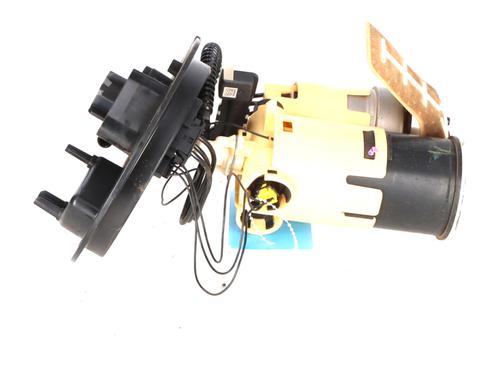 Used Fuel pump Fuel pump MERCEDES-BENZ C-CLASS Convertible (A205) C 200 (205.480) (204 hp) 39921554 39921554