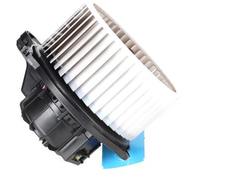 Used Heater blower motor Heater blower motor HYUNDAI i30 (PDE, PD, PDEN) 1.6 CRDi hybrid 48V (136 hp) 39949517 39949517